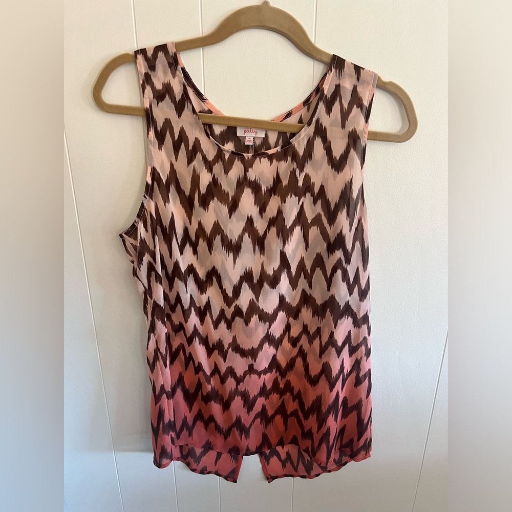 Ombré pink chevron top
